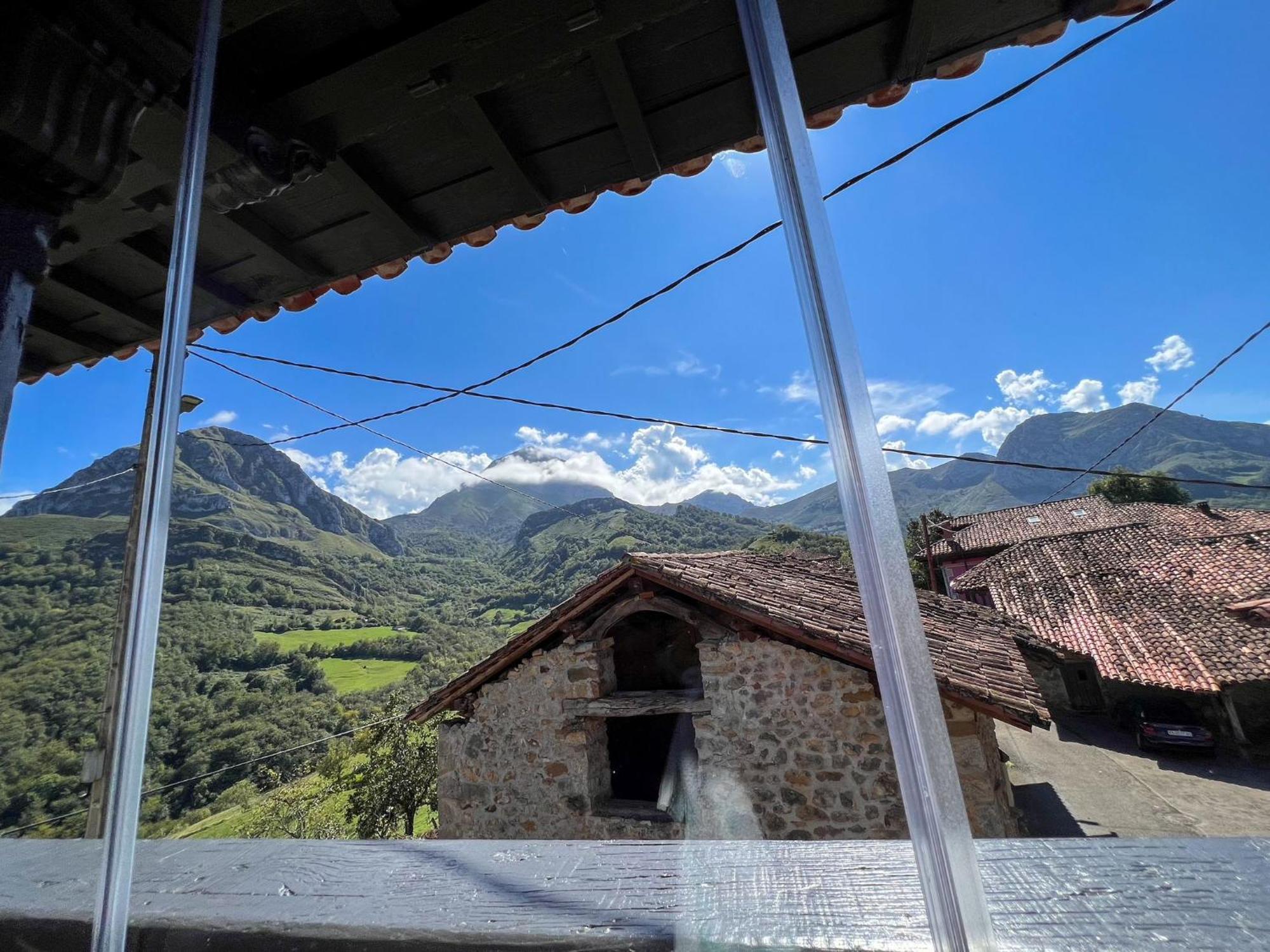 El Refugio Del Busgosu Chalet Pen